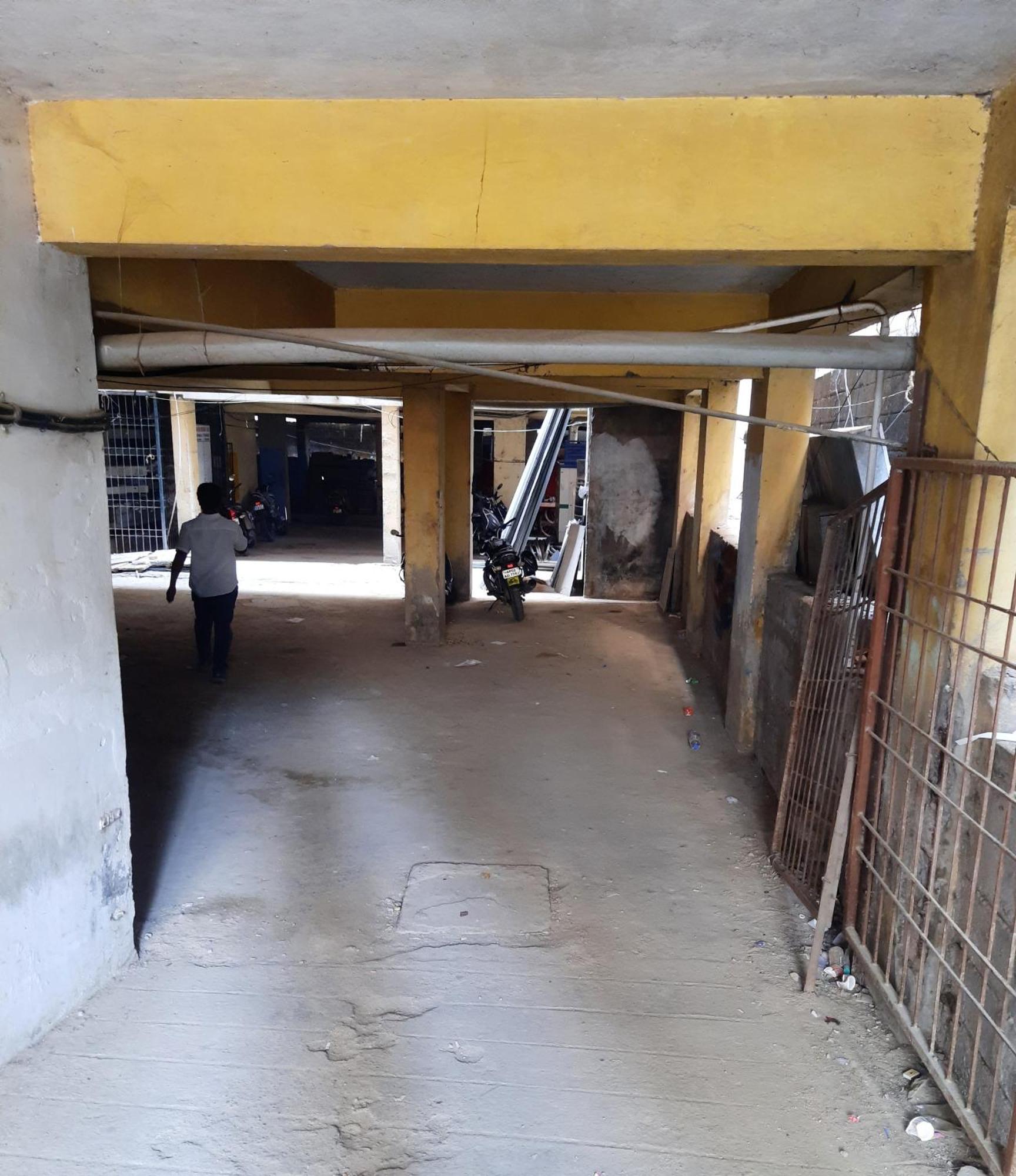 Shanthi Home Stay Puttaparthi Exterior foto